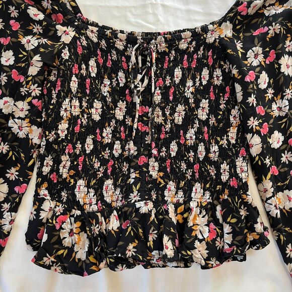 Patrons of Peace Black with Floral Print Boho Cropped Long Sleeve | Size S - Picture 3 of 5